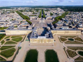 VIP excursion Paris sightseeing tour : castle of Versailles by a Private Helicopter, thanks to Private Jet Charter service from AB Corporate Aviation, showing paris-sightseeing-tour-castle-of-versailles.