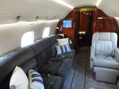 Embraer legacy seats, flights on private jets