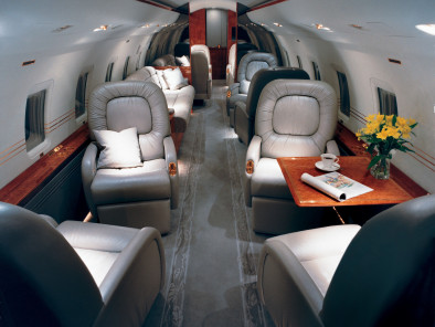  bombardier challenger 850 se interior