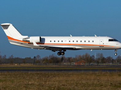 Private Aircraft Image 1019, bombardier challenger 850 se landing
