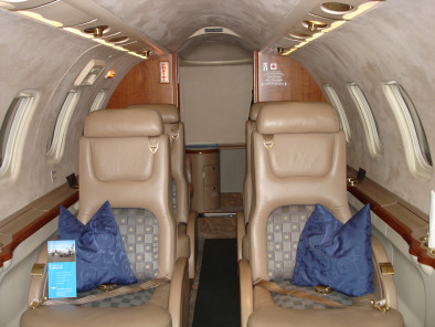 Bombardier learjet 45 inside, Bombardier private jet