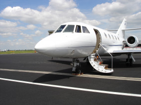 dassault-falcon-20-outside