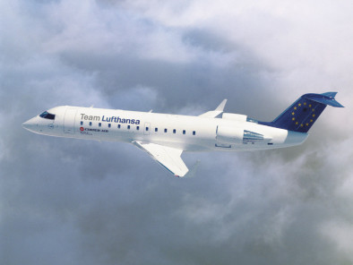 Crj regional flying sky