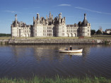 loire-valley-castles-chambord-lake-by-private-helicopter