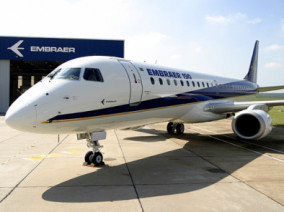 embraer-190-outside